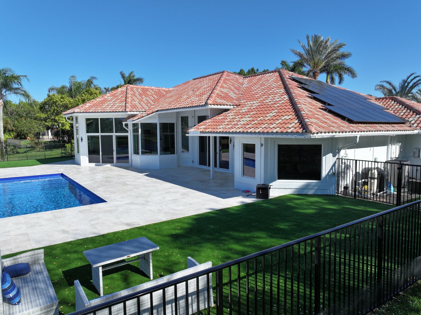 The Complete Impact Window Buying Guide for Florida Homeowners